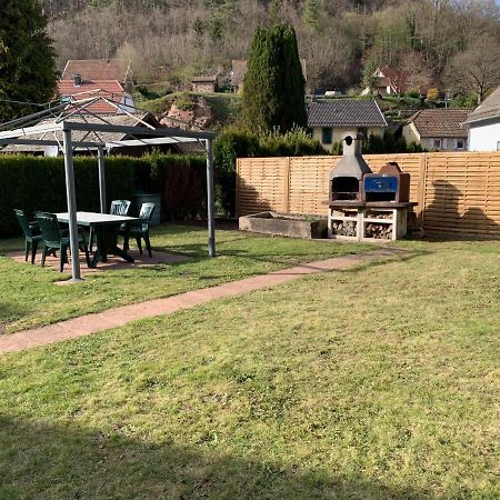 Nature, Charme, Confort, Avec Netflix Et Ps4 Lutzelbourg Luaran gambar